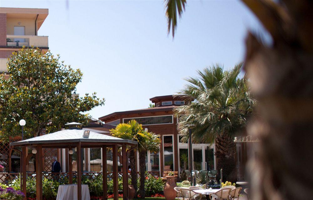Hotel Acquario Vasto Kültér fotó
